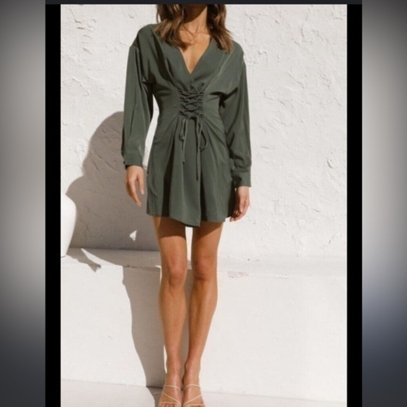 Zara Women's Small Green 3/4 Sleeve V Neck Corset Lace Up Mini Dress S - Picture 1 of 14